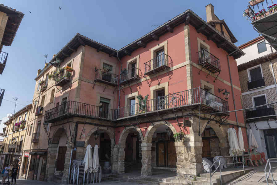 León 008 - plaza Mayor.jpg
